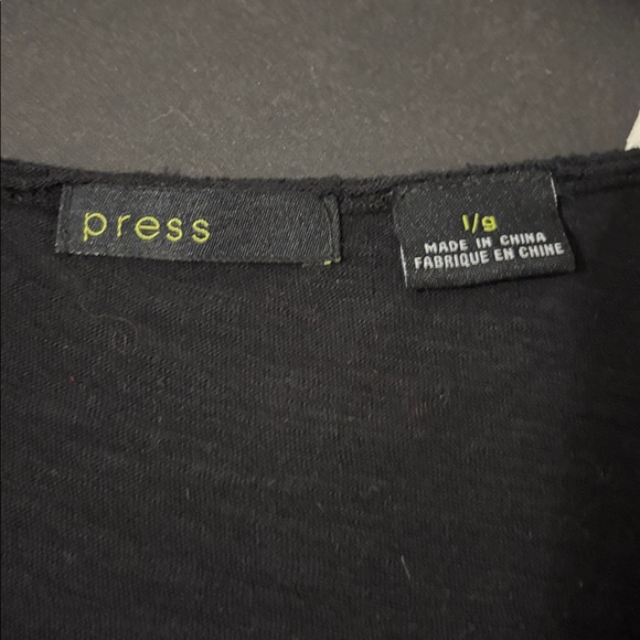 Press Ruffle Tee - Picture 4 of 6